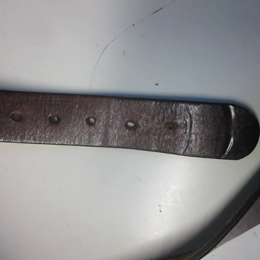 Rustic Leather Belt & Silver Metal Floral Buckle Size 32